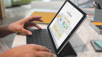 ipadpro10-smartkeyboard_pr-print